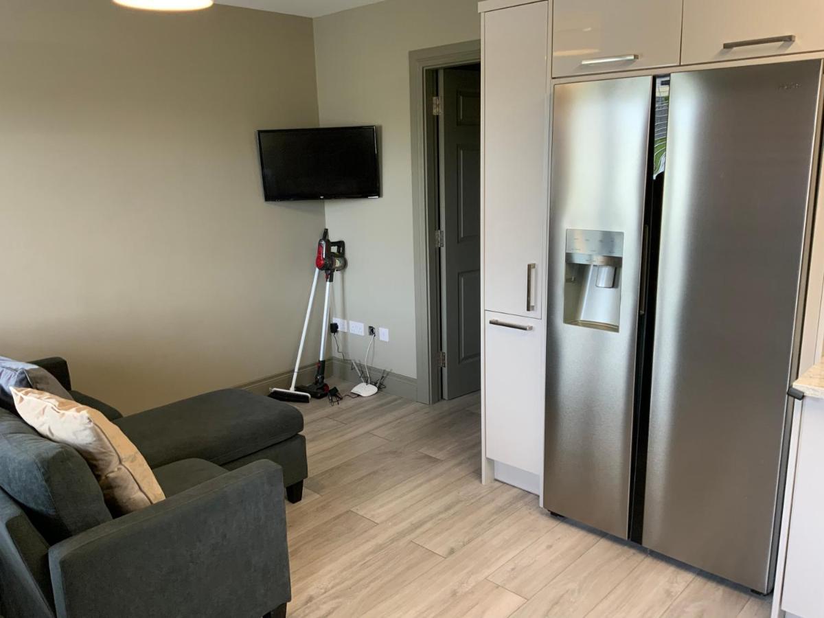 Small,Smart,Tidy 2 Bed Apartment Galway Eksteriør billede