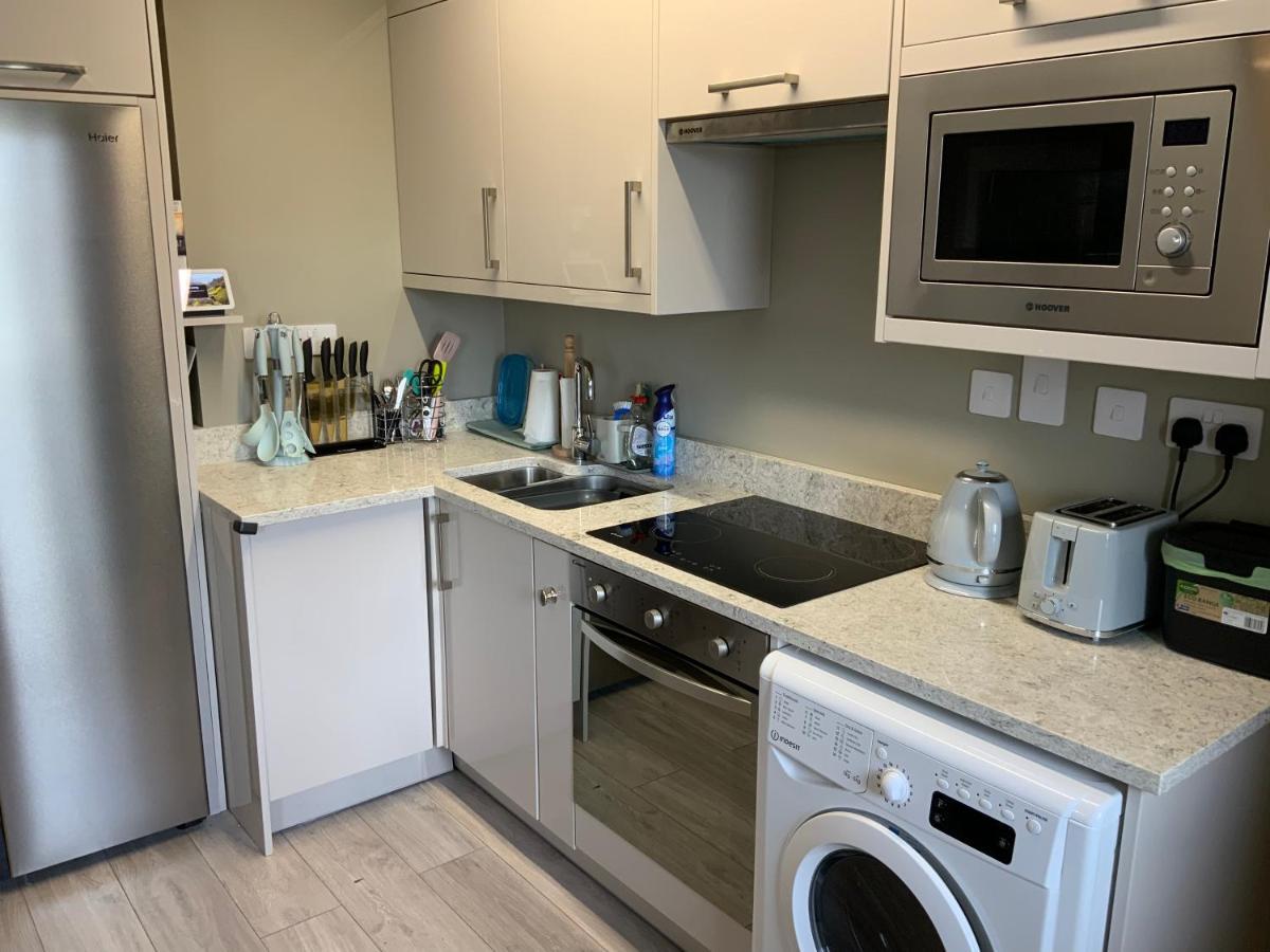 Small,Smart,Tidy 2 Bed Apartment Galway Eksteriør billede